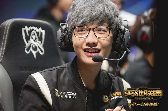 线极为倚重 线极为倚重