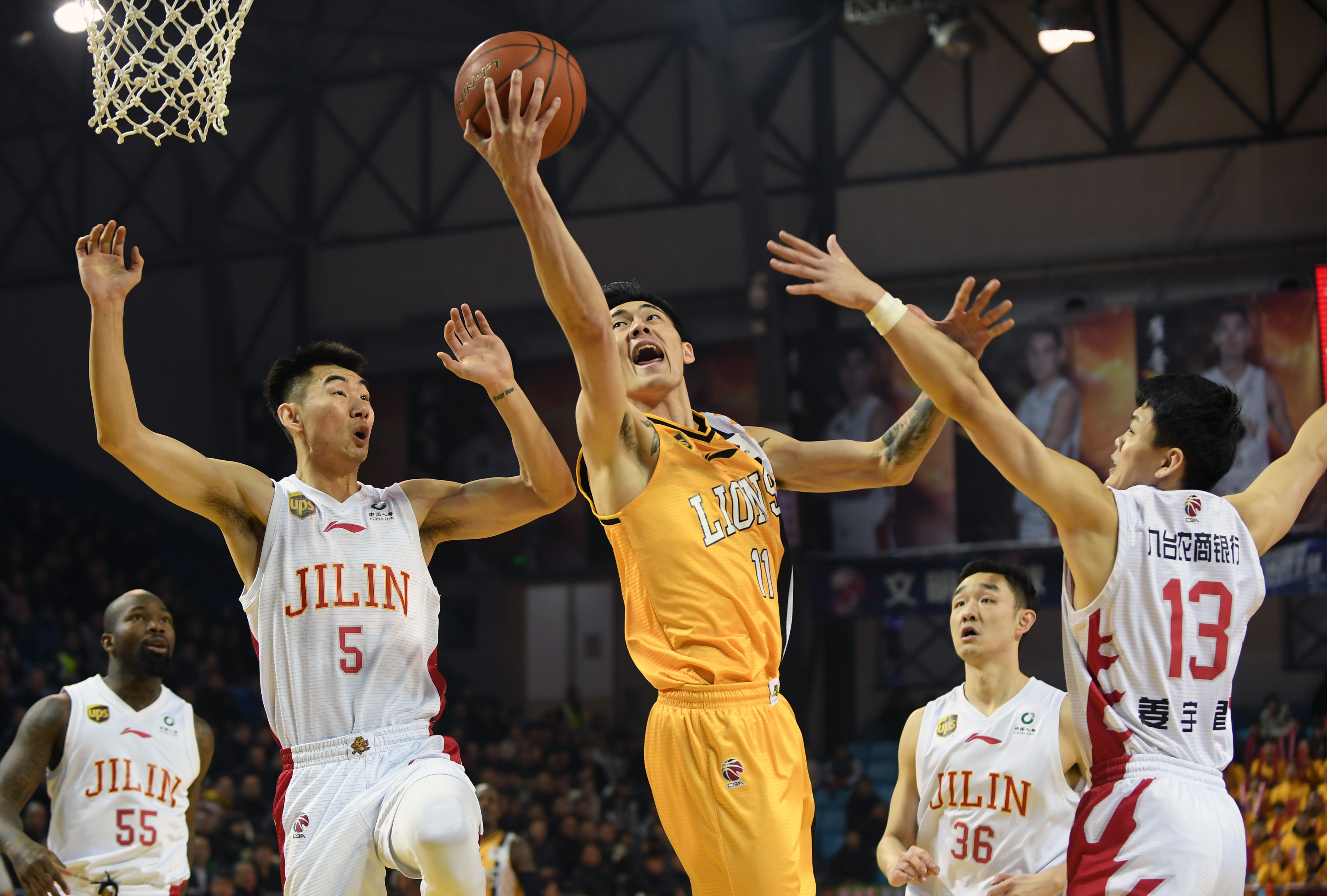 频率取决于 频率取决于