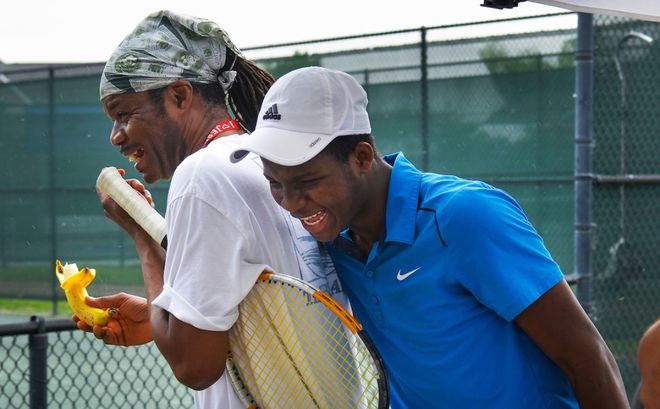 的半诈唬频 的半诈唬频